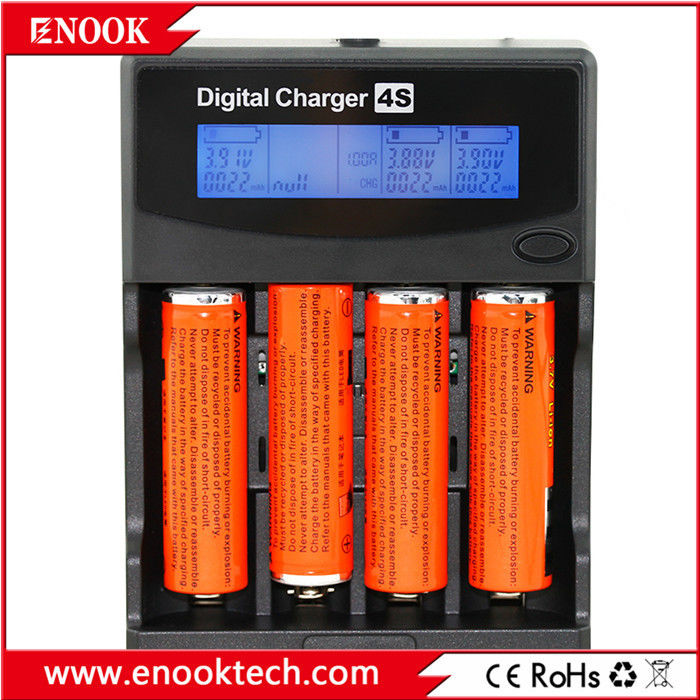 ذكي 4 فتحات AA AAA شاحن بطارية DC3.6V / 3.7V شاحن بطارية قابلة لإعادة الشحن
